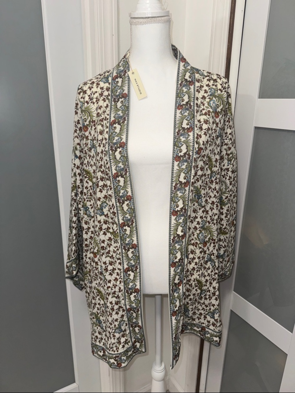 Max Studio Cream Floral Print Open Front Tunic
